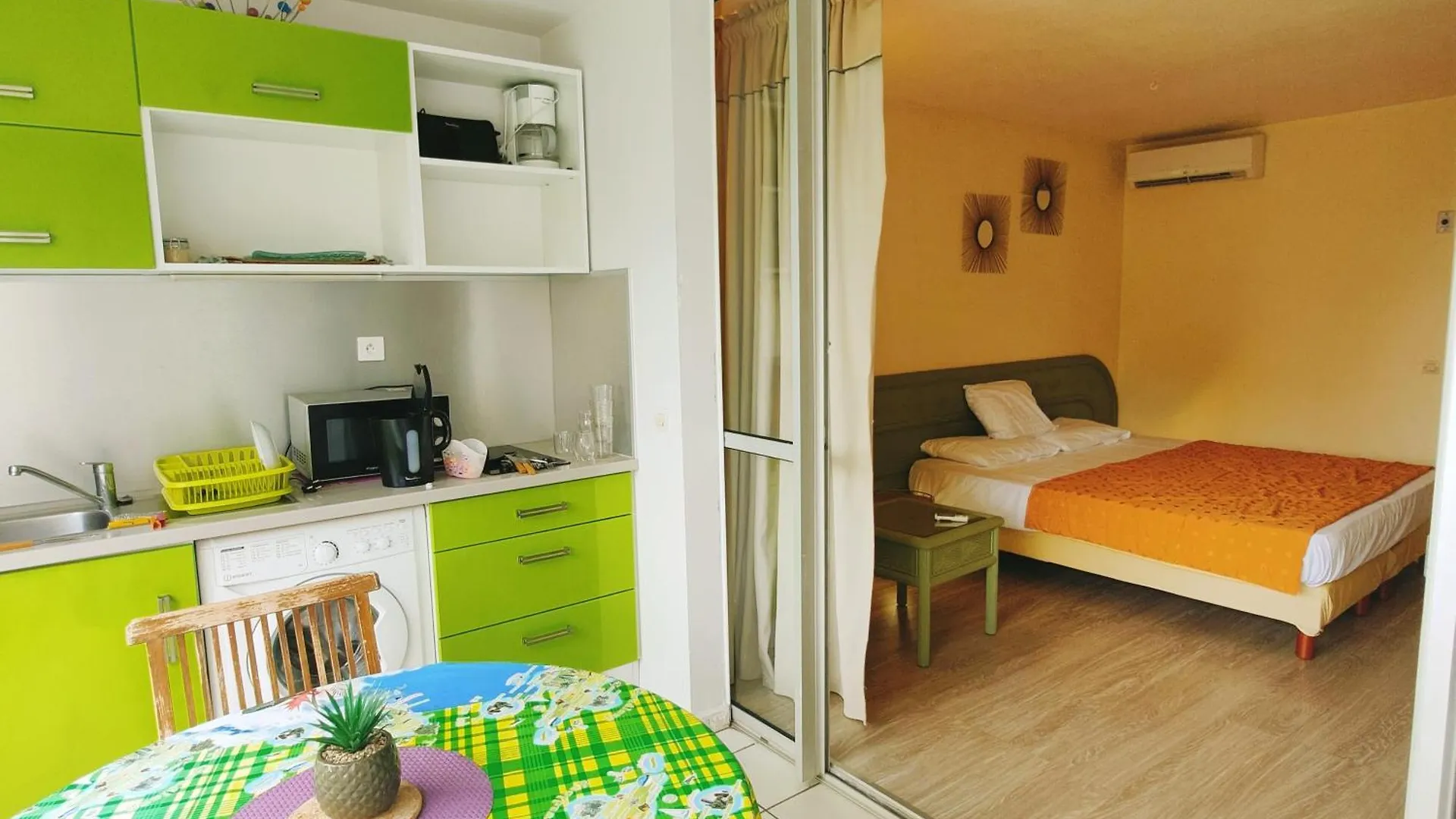Studio Vue Mer, Pieds Dans L'Eau Le Gosier