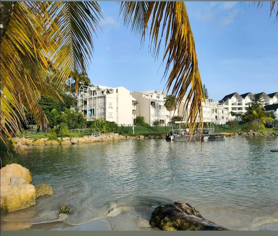 Studio Vue Mer, Pieds Dans L'Eau Le Gosier
