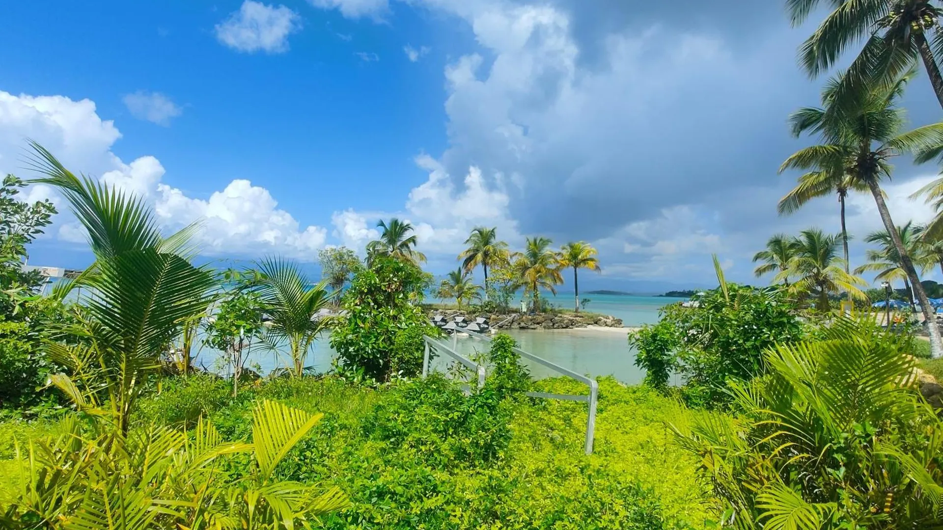Studio Vue Mer, Pieds Dans L'Eau Le Gosier  Appartement Le Gosier (Grande-Terre)