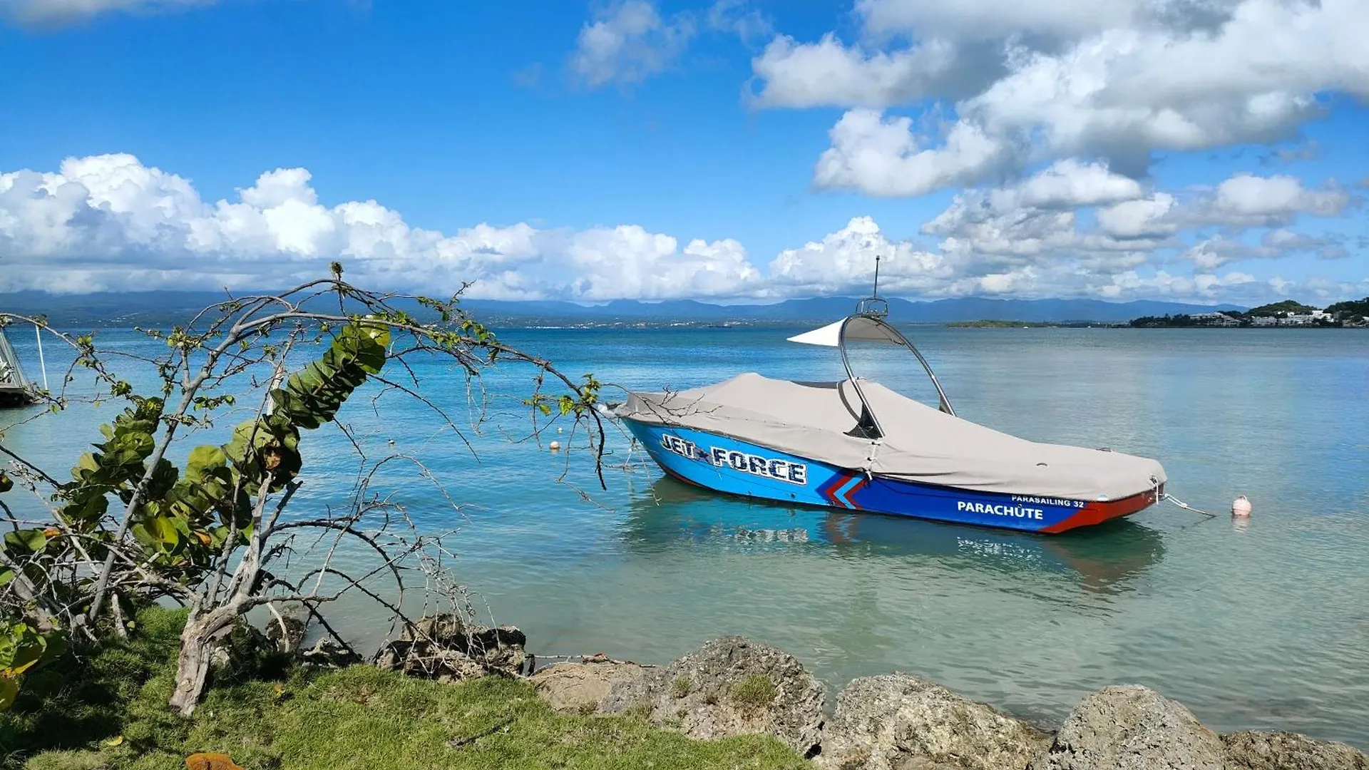 Appartement Studio Vue Mer, Pieds Dans L'Eau Le Gosier  Guadeloupe